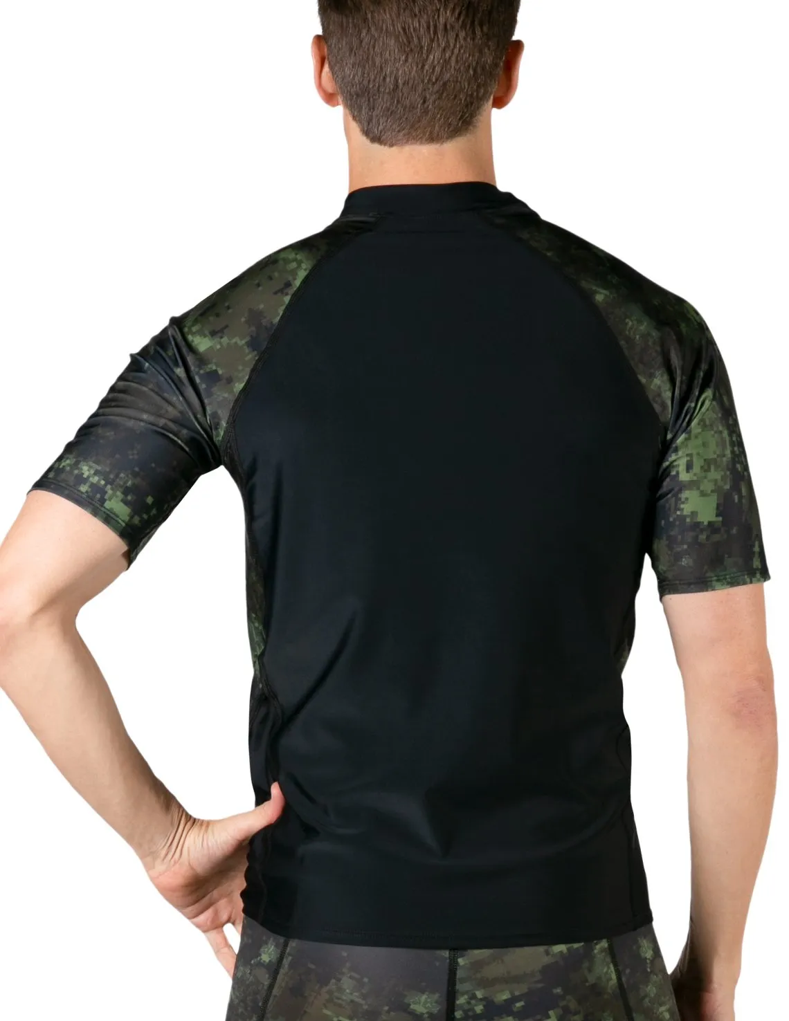 Men's  Swim Performance Short Sleeve Rash Guard - Black / Green Camo